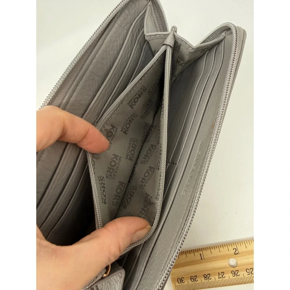 Michael Kors Zip Around Wallet Gray Leather Rose Gold‎ Hardware Continental